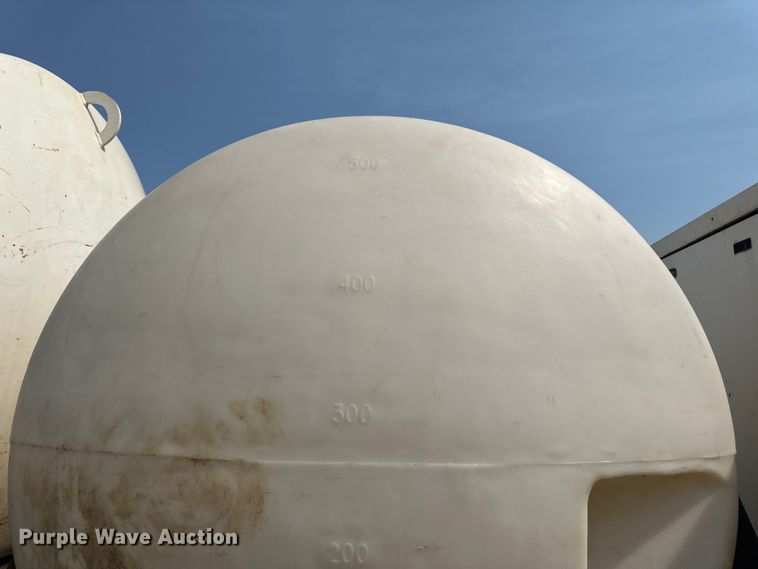 image for item LR9355 2002 International  9400i vacuum truck