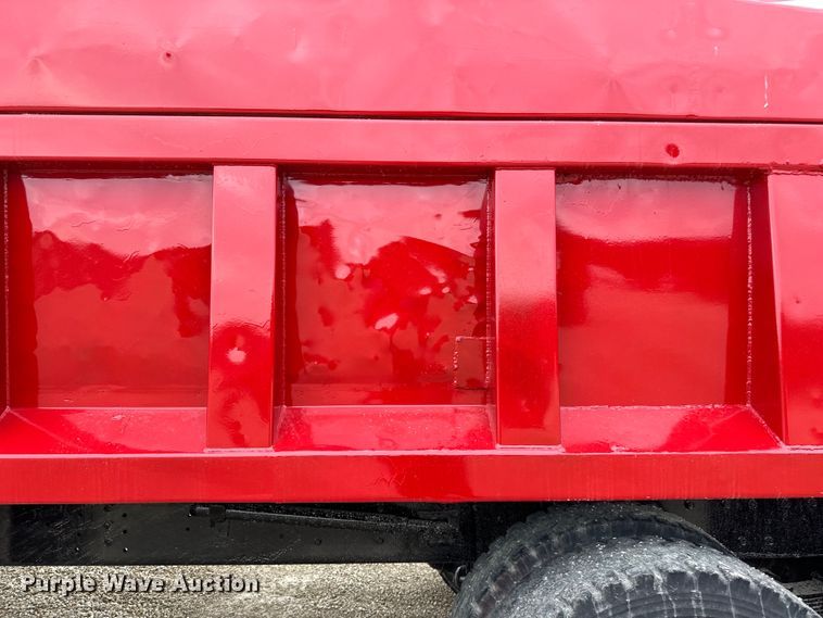 image for item LR9381 1992 International  2554 dump truck