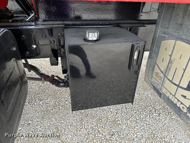 image for item LR9381 1992 International  2554 dump truck