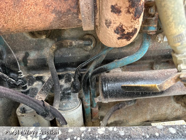 image for item LR9381 1992 International  2554 dump truck