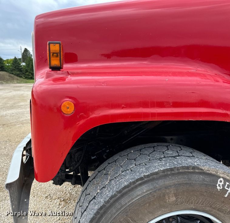 image for item LR9383 1992 International  2554 dump truck