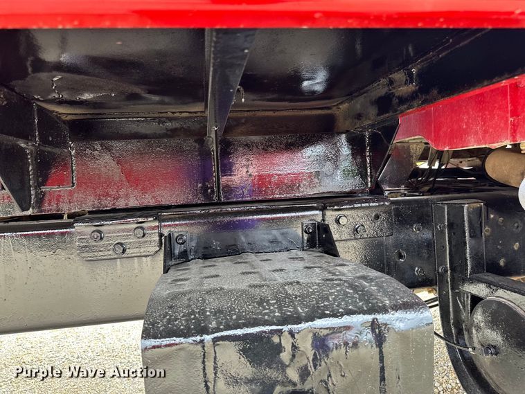 image for item LR9383 1992 International  2554 dump truck