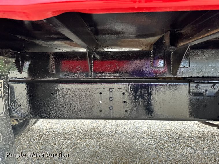 image for item LR9383 1992 International  2554 dump truck