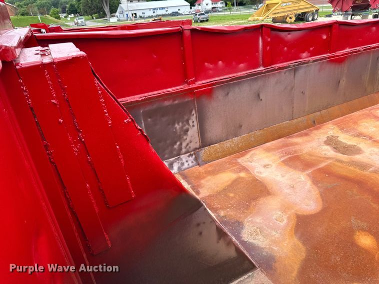 image for item LR9383 1992 International  2554 dump truck