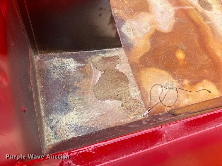 image for item LR9383 1992 International  2554 dump truck