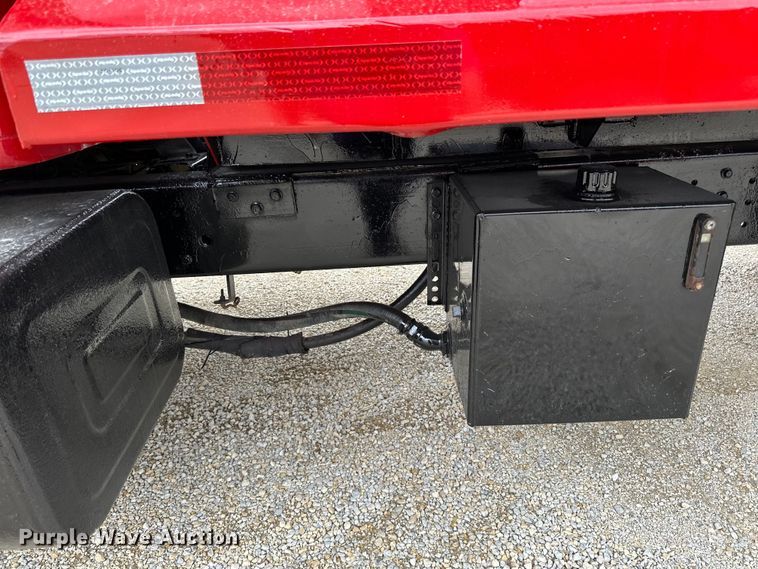 image for item LR9383 1992 International  2554 dump truck