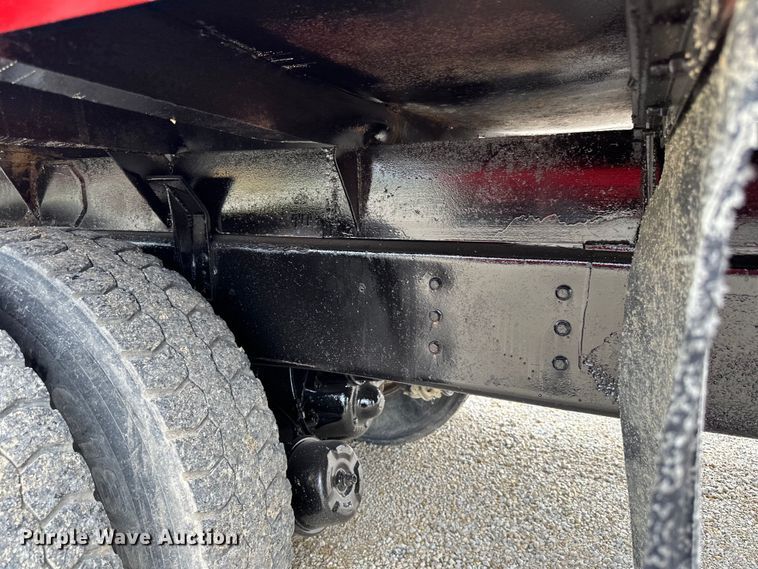 image for item LR9383 1992 International  2554 dump truck