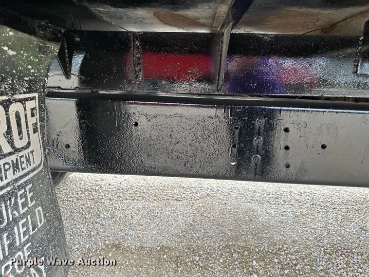 image for item LR9383 1992 International  2554 dump truck