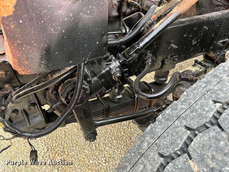 image for item LR9383 1992 International  2554 dump truck