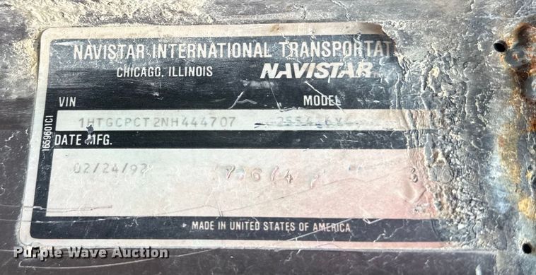 image for item LR9383 1992 International  2554 dump truck