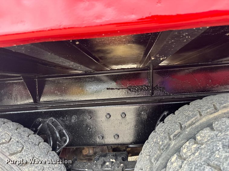 image for item LR9384 1991 International  2554 dump truck