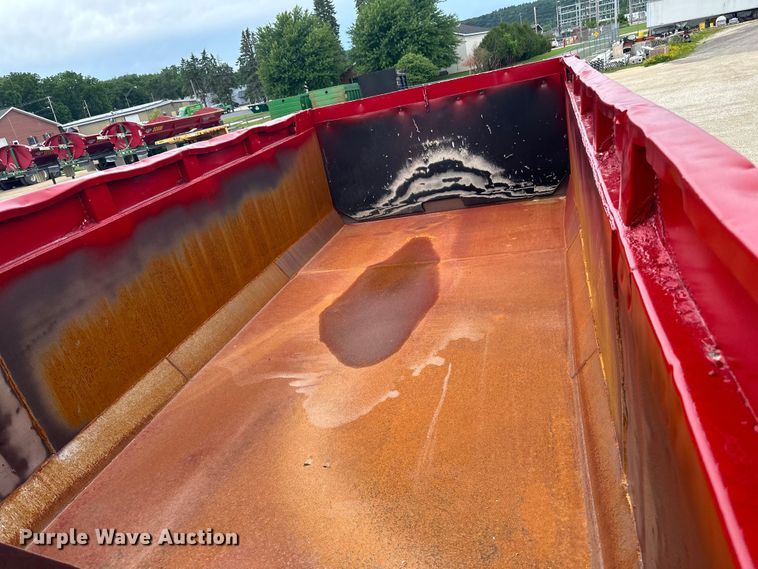 image for item LR9384 1991 International  2554 dump truck