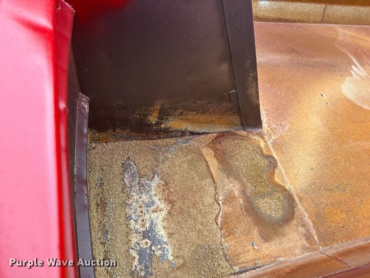 image for item LR9384 1991 International  2554 dump truck