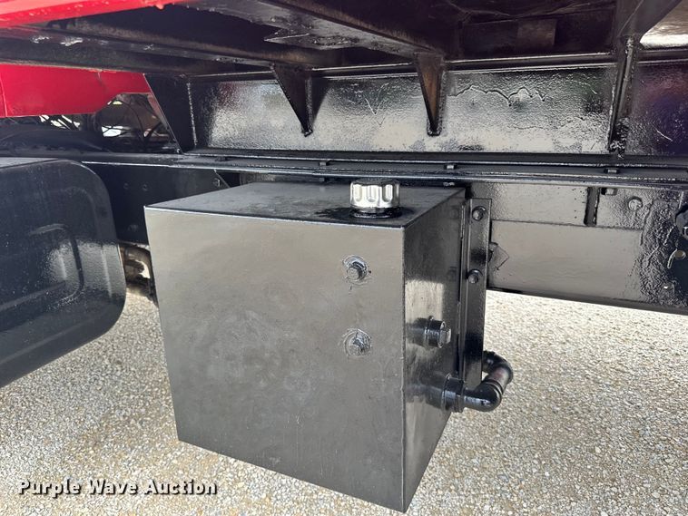 image for item LR9384 1991 International  2554 dump truck