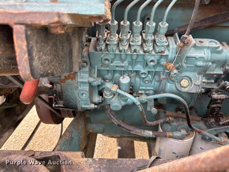 image for item LR9384 1991 International  2554 dump truck