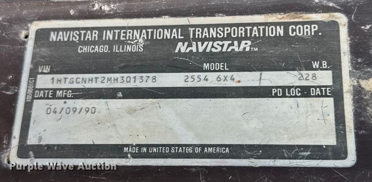 image for item LR9384 1991 International  2554 dump truck