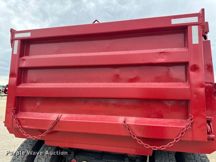 image for item LR9385 1993 International  2554 dump truck