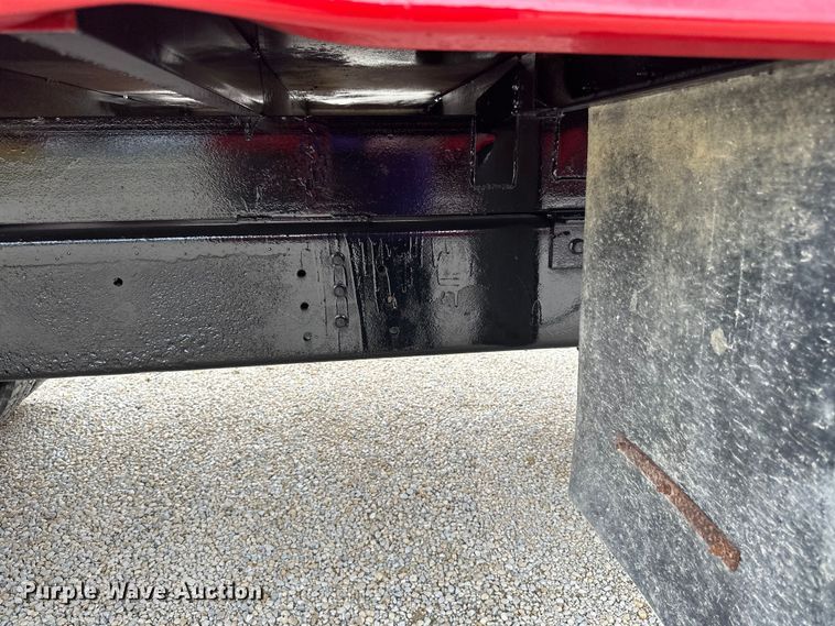 image for item LR9385 1993 International  2554 dump truck