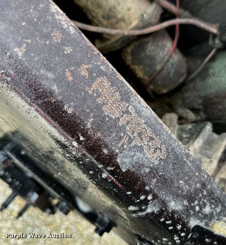 image for item LR9385 1993 International  2554 dump truck