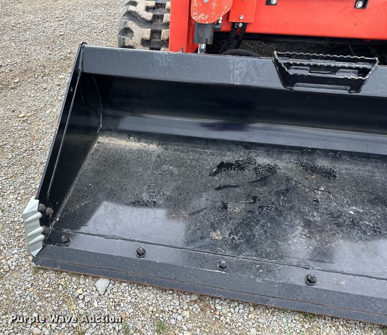 image for item LR9387 Kubota SVL97-2 tracked skid steer loader