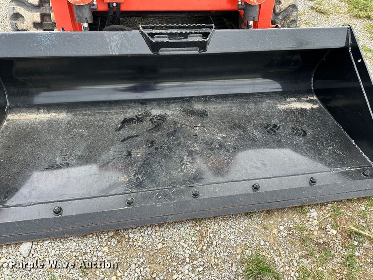 image for item LR9387 Kubota SVL97-2 tracked skid steer loader