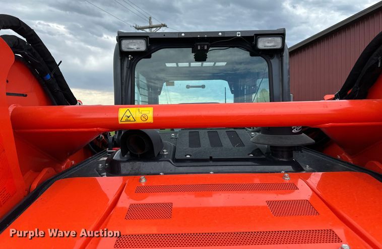 image for item LR9387 Kubota SVL97-2 tracked skid steer loader