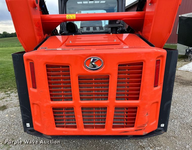 image for item LR9387 Kubota SVL97-2 tracked skid steer loader