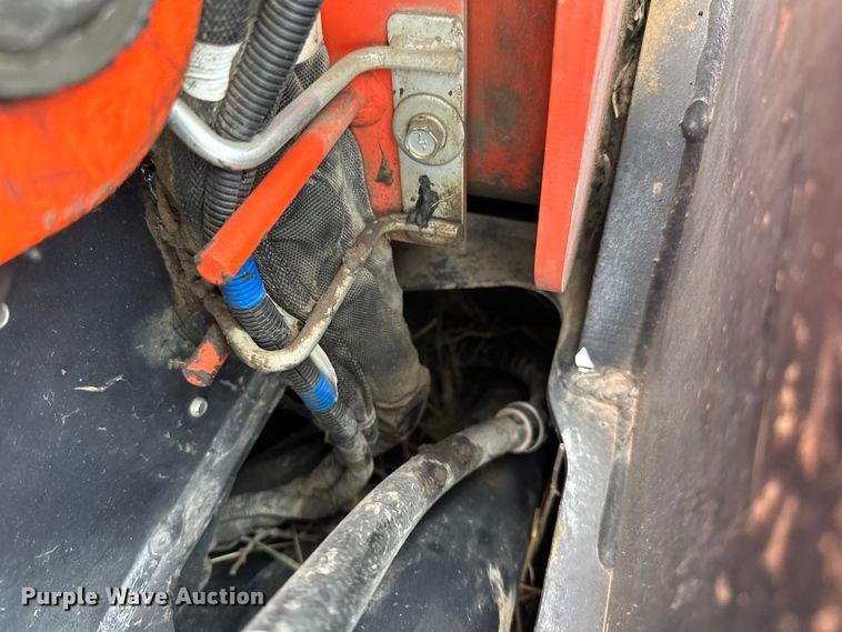 image for item LR9387 Kubota SVL97-2 tracked skid steer loader