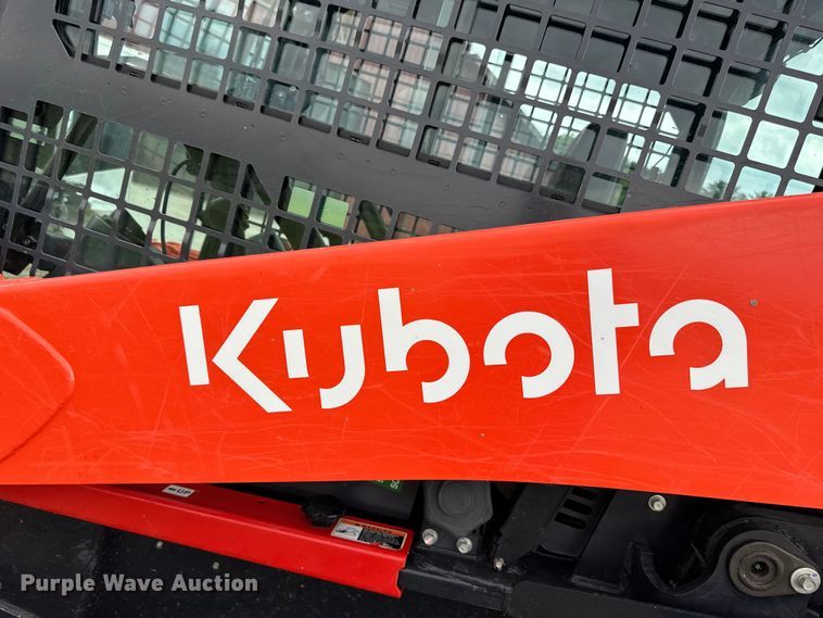 image for item LR9387 Kubota SVL97-2 tracked skid steer loader