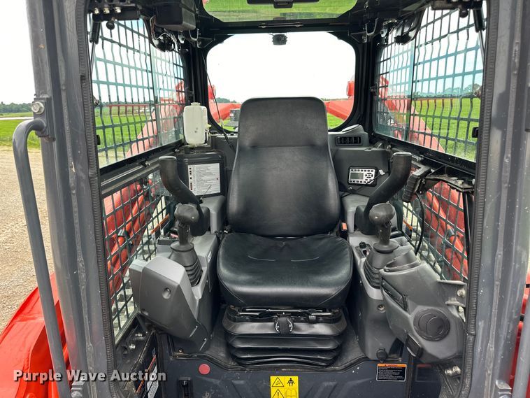 image for item LR9387 Kubota SVL97-2 tracked skid steer loader