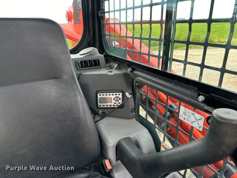 image for item LR9387 Kubota SVL97-2 tracked skid steer loader