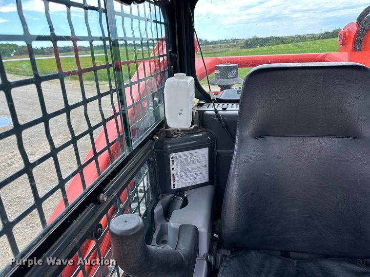 image for item LR9387 Kubota SVL97-2 tracked skid steer loader