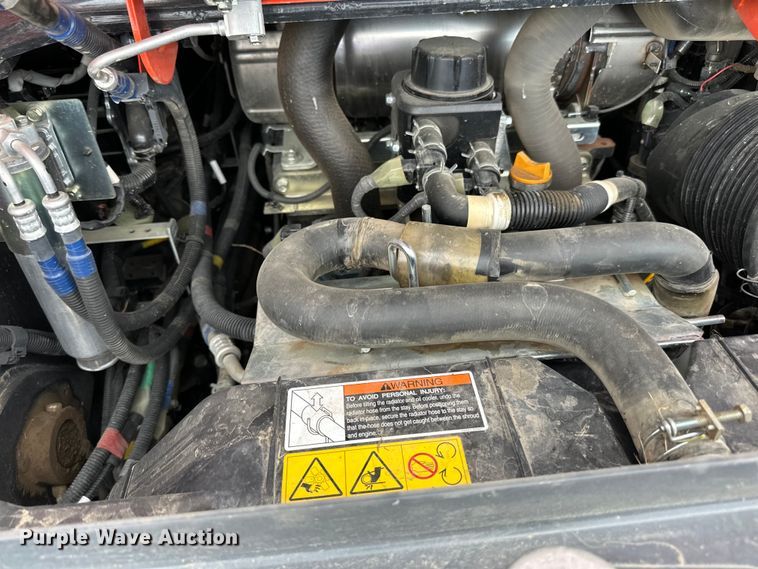 image for item LR9387 Kubota SVL97-2 tracked skid steer loader