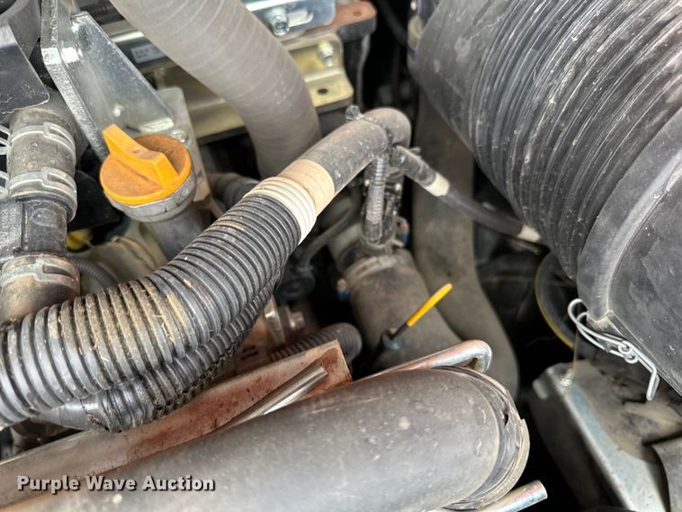 image for item LR9387 Kubota SVL97-2 tracked skid steer loader