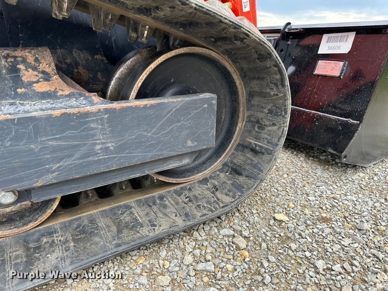 image for item LR9387 Kubota SVL97-2 tracked skid steer loader