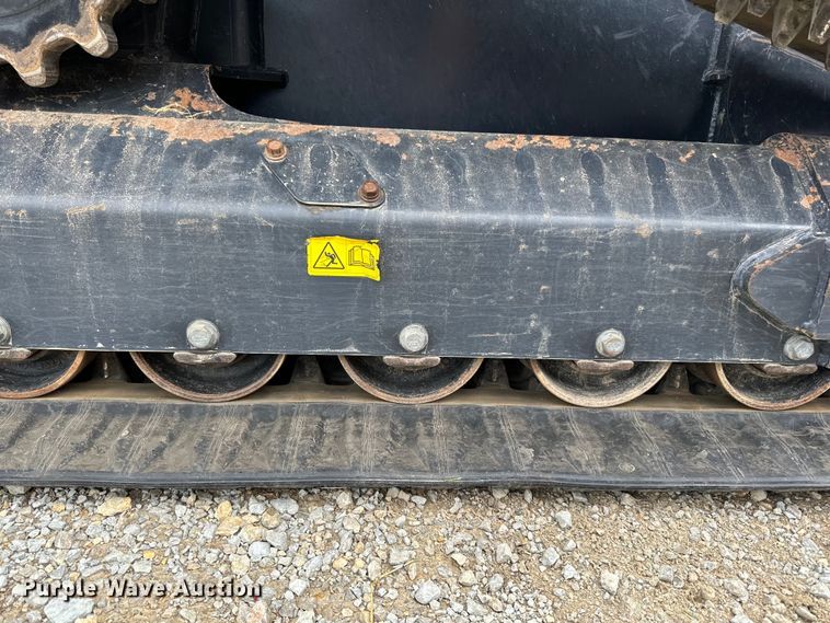 image for item LR9387 Kubota SVL97-2 tracked skid steer loader