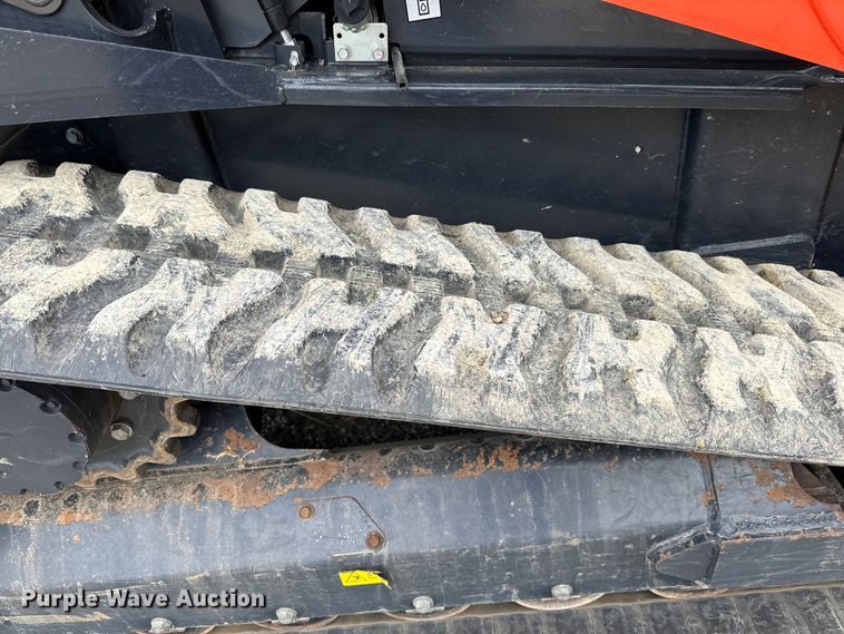 image for item LR9387 Kubota SVL97-2 tracked skid steer loader