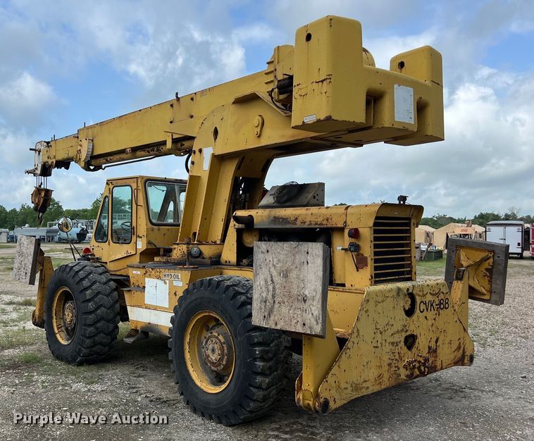 image for item LU9883 Galion crane