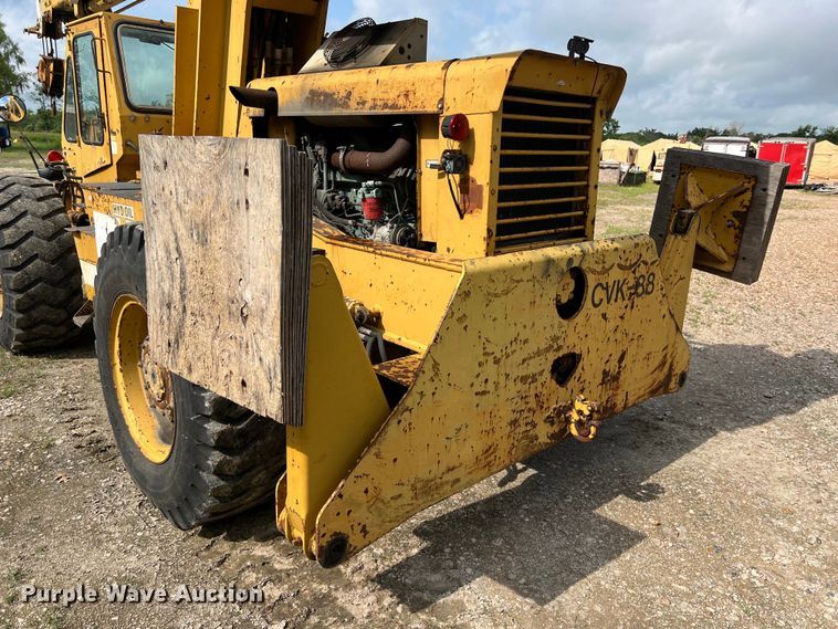 image for item LU9883 Galion crane