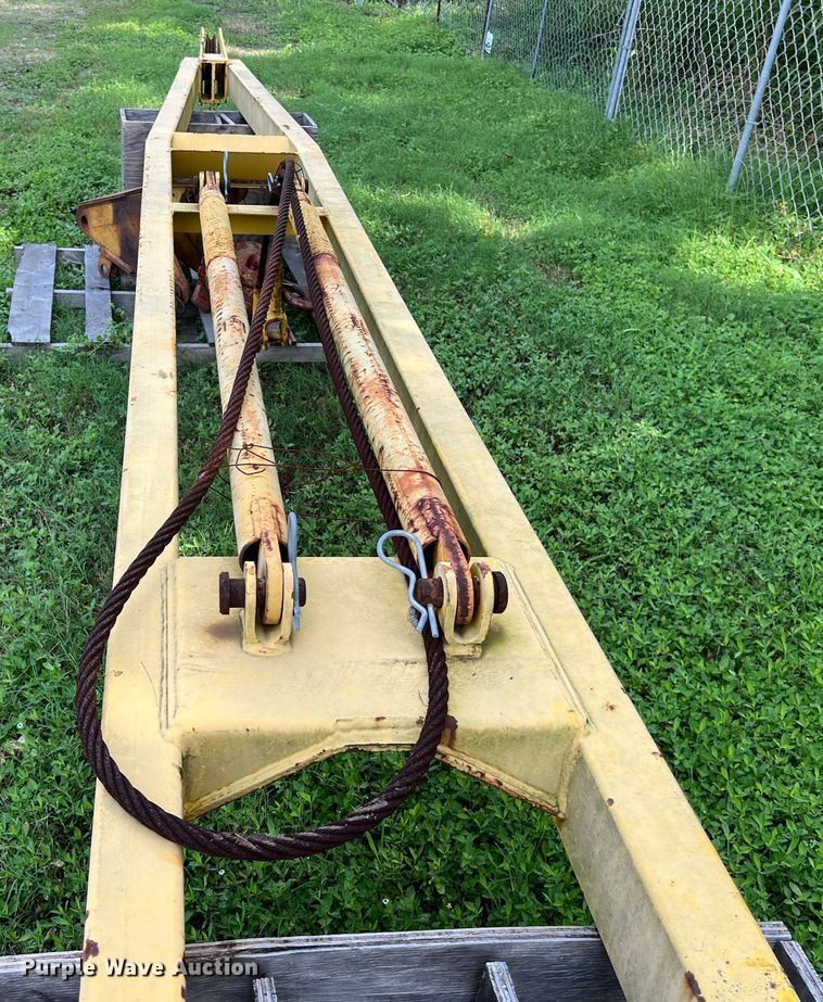 image for item LU9883 Galion crane