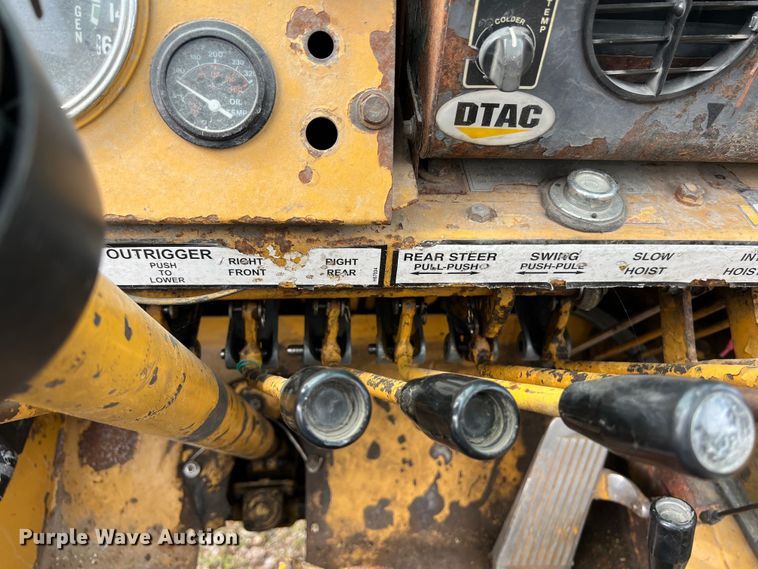 image for item LU9883 Galion crane