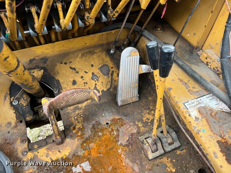 image for item LU9883 Galion crane