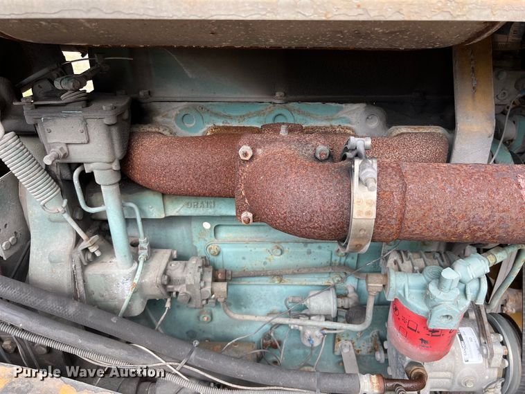 image for item LU9883 Galion crane