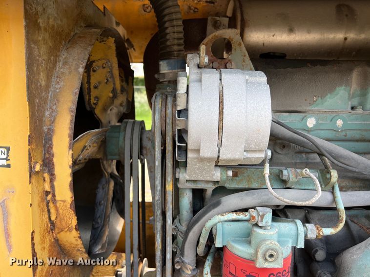 image for item LU9883 Galion crane