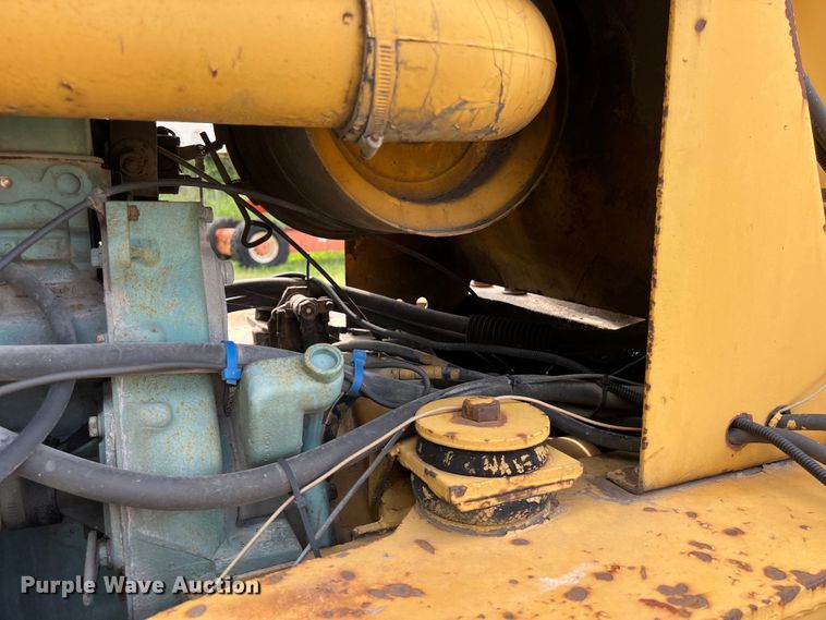 image for item LU9883 Galion crane