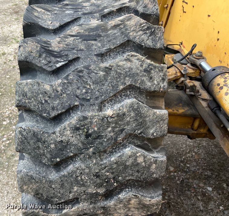 image for item LU9883 Galion crane