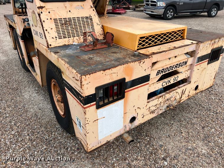 image for item LU9884 1992 Broderson IC-80-2D crane