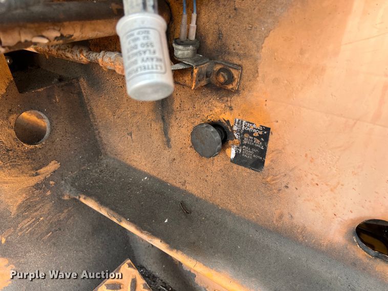 image for item LU9884 1992 Broderson IC-80-2D crane