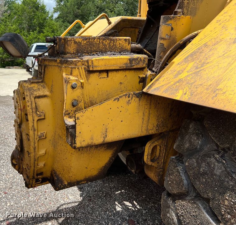 image for item LU9892 1995 John Deere  862B elevating scraper