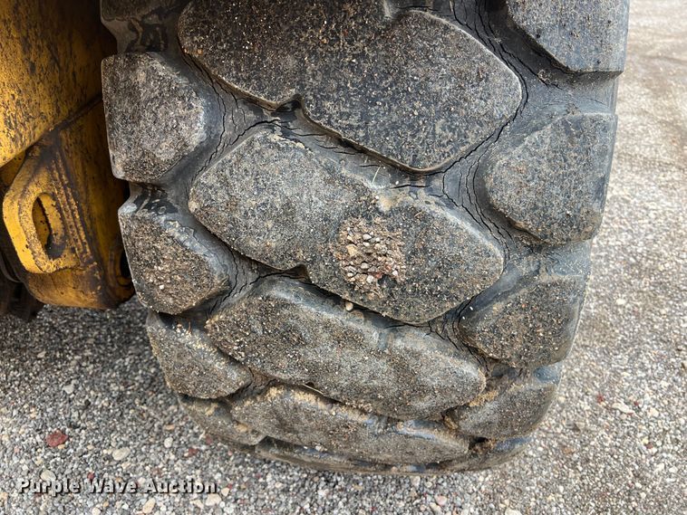 image for item LU9892 1995 John Deere  862B elevating scraper